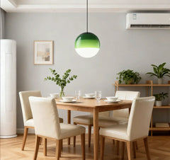 Lampadario a sospensione in vetro colorato a sfera con LED in stile nordico per sala pranzo