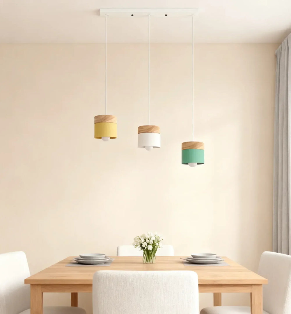 Lampadario cilindrico con base in legno dal design nordico per la sala da pranzo