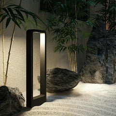 Lampione da giardino moderno LED a forma rettangolare in metallo nero con luce calda