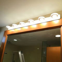 Applique moderna da specchio bagno a luci LED con anelli orientabili dimmerabili