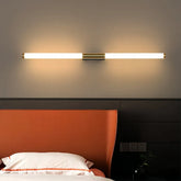 Applique minimal tubolare LED dimmerabile per camera da letto