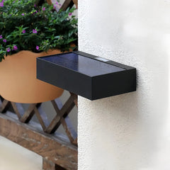 Applique LED solare da parete per esterno ad alta luminosità dal design minimalista rettangolare