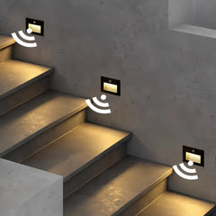 Applique da esterno a incasso con sensore di movimento LED in metallo rettangolare minimalista