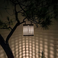 Lanterna da esterno solare LED portatile ricaricabile con effetto traforato per giardino