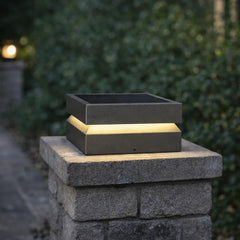 Lampada solare LED per pilastri esterni in metallo nero quadrata stile moderno per giardino