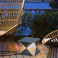 Lampada LED da esterno per terrazzo dal design moderno geometrico