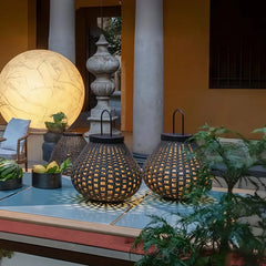 Lampada da esterno portatile LED ricaricabile in stile Bauhaus a lanterna per terrazzo