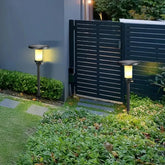 Paletto da giardino solare LED nero moderno con cappello circolare