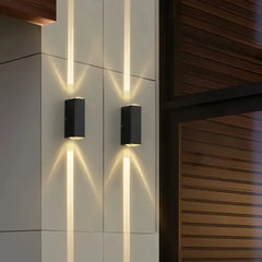 Applique da esterno doppio fascio luminoso LED rettangolare nero per balcone minimal