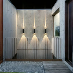 Applique da esterno doppio fascio luminoso LED rettangolare nero per balcone minimal