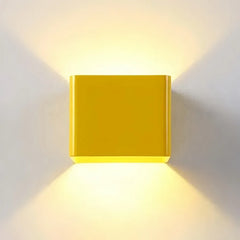 Applique da parete cubica minimalista a LED in metallo per soggiorno
