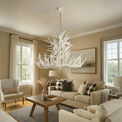 Lampadario con corna di cervo bianco stile chalet per soggiorno