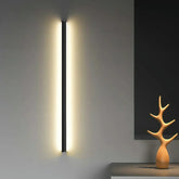 Applique da parete lineare LED dimmerabile nera stile minimale per soggiorno