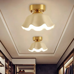 Plafoniera da corridoio stile mid-century dimmerabile in ottone e vetro opale