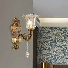 Applique da parete in stile classico con paralume in vetro per camera da letto