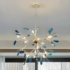Lampadario sputnik colorato dal design moderno con elementi in agata per soggiorno