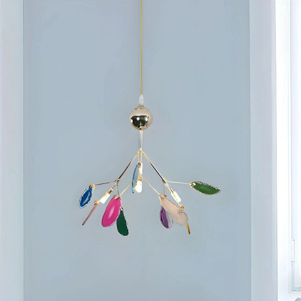 Lampadario sputnik colorato dal design moderno con elementi in agata per soggiorno