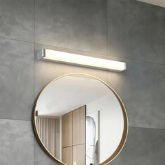 Applique per specchio da bagno minimale con corpo lineare e LED dimmerabile