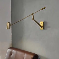 Applique a braccio lungo minimal vintage con braccio articolato orientabile e dimmerabile per soggiorno
