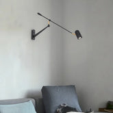 Applique a braccio lungo minimal vintage con braccio articolato orientabile e dimmerabile per soggiorno