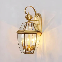 Applique lanterna da esterno classica a tre luci in ottone con vetro trasparente