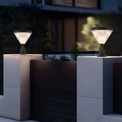 Lampada per pilastro e cancello a LED solare nera dal design minimal a calice