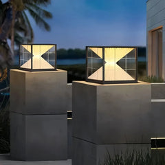 Lampada da pilastro moderna cubica a LED solare con diffusore a forma di clessidra per giardino