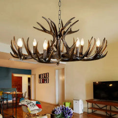 Lampadario con corna di cervo a più luci effetto candelabro stile chalet per soggiorno