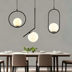 Lampadario con sfere in vetro LED design moderno altezza regolabile per sala pranzo