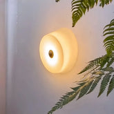 Applique rotonda LED dimmerabile in vetro stile nordico per camera da letto