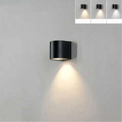 Applique da esterno monodirezionale LED nero opaco in stile minimal per ingresso