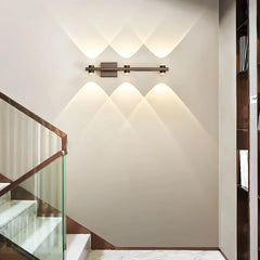 Applique lineare LED moderna dimmerabile con fasci di luce per soggiorno