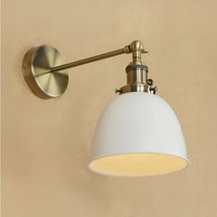 Applique orientabile per camera da letto dimmerabile dalla forma a campana in stile nordico industriale