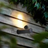 Applique per facciata esterna LED dal design minimal con fascio luminoso