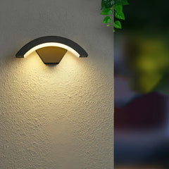 Applique da esterno LED con sensore di movimento nero ad arco in metallo minimalista