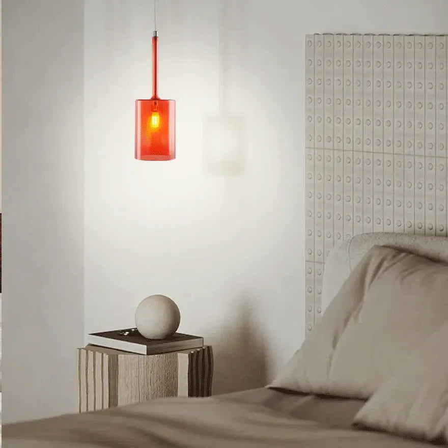 Lampadario a bottiglie in vetro con altezza regolabile da comodino luce calda