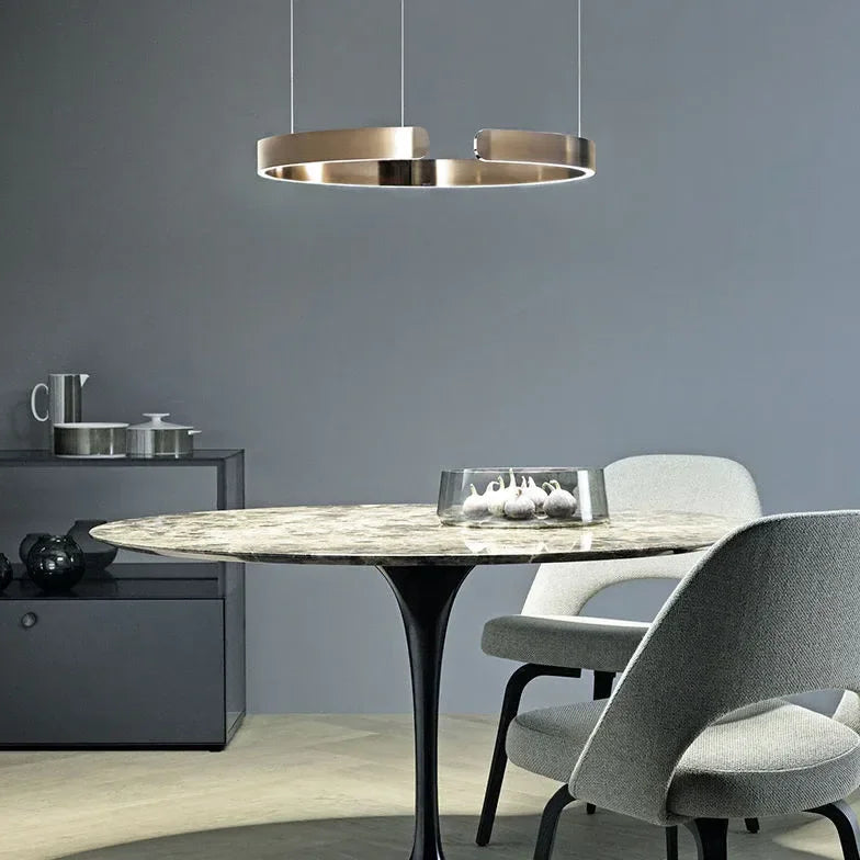 Lampadario ad anelli moderno LED dimmerabile per sala da pranzo
