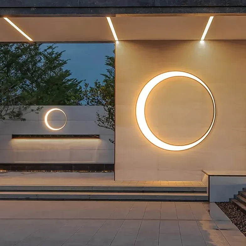 Applique da esterno design ad anello a forma di luna stile moderno LED in metallo