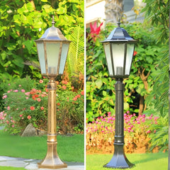 Lampioncino da giardino classico in vetro satinato a forma di lanterna