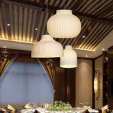 Lampadario a forma di lanterna in tessuto bianco stile nordico con attacco E27 per sala da pranzo