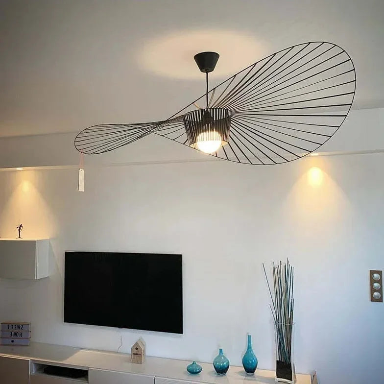 Lampadario a sospensione di design in stile contemporaneo per soggiorno con forma organica