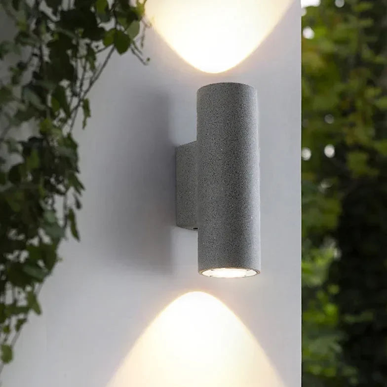 Applique da esterno cilindrica in cemento con LED Up & Down stile moderno Ø8 cm H 25 cm