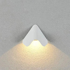 Applique da esterno di design moderno LED in metallo a cono