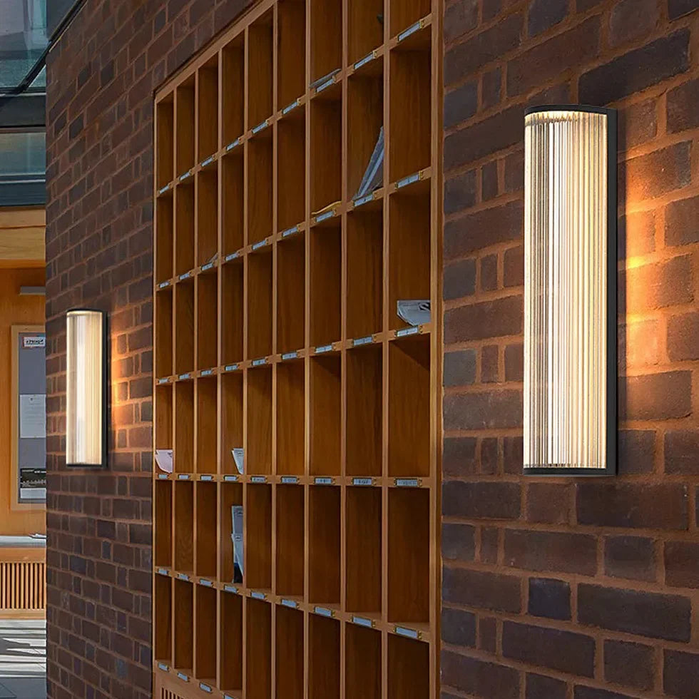 Applique da esterno per giardino moderno a LED solare nero con diffusore cilindrico