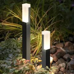 Luce solare lampione da giardino con sensore di movimento dal design moderno