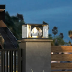 Lampada da pilastro per esterno cubo nero LED solare in vetro design moderno