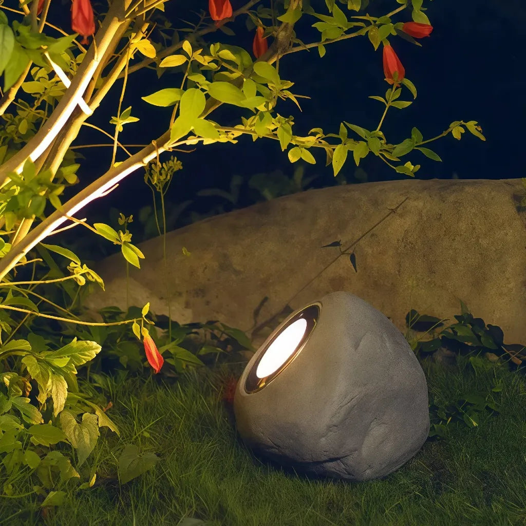 Lampada da giardino a forma di sasso moderna a LED per illuminazione d'accento