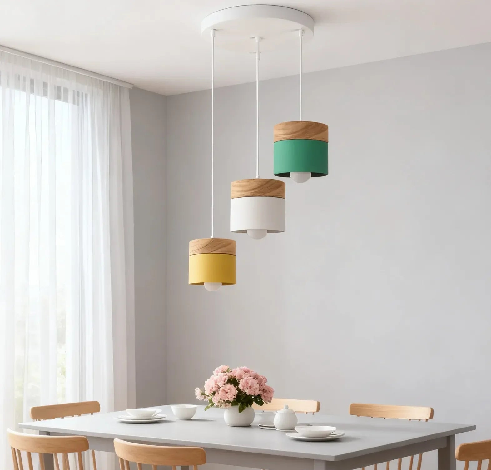 Lampadario cilindrico con base in legno dal design nordico per la sala da pranzo