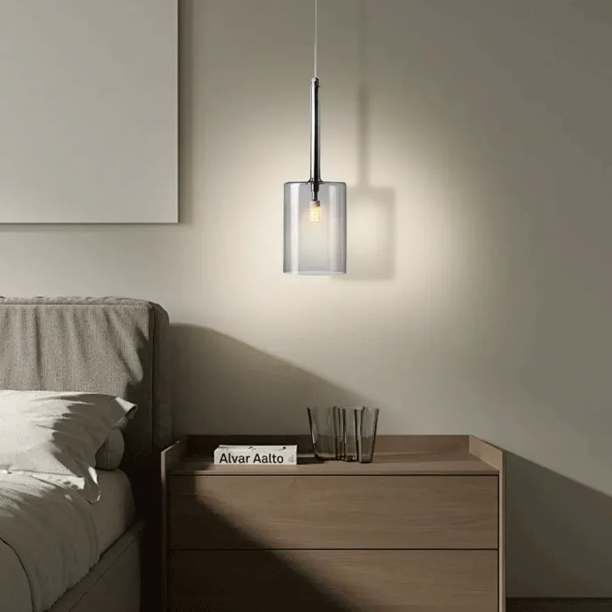 Lampadario a bottiglie in vetro con altezza regolabile da comodino luce calda