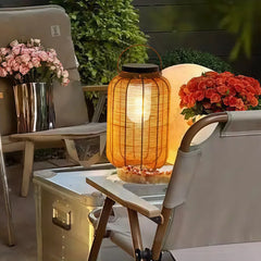 Lanterna solare da pavimento cilindrica in stile boho per balcone